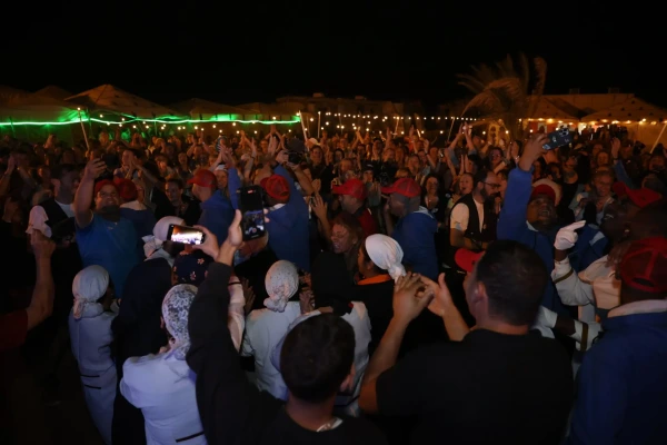 Que la fête commence !